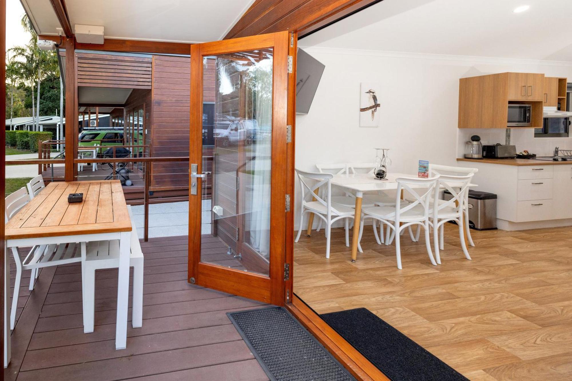 Big4 Whitsundays Tropical Eco Resort Airlie Beach Exteriör bild