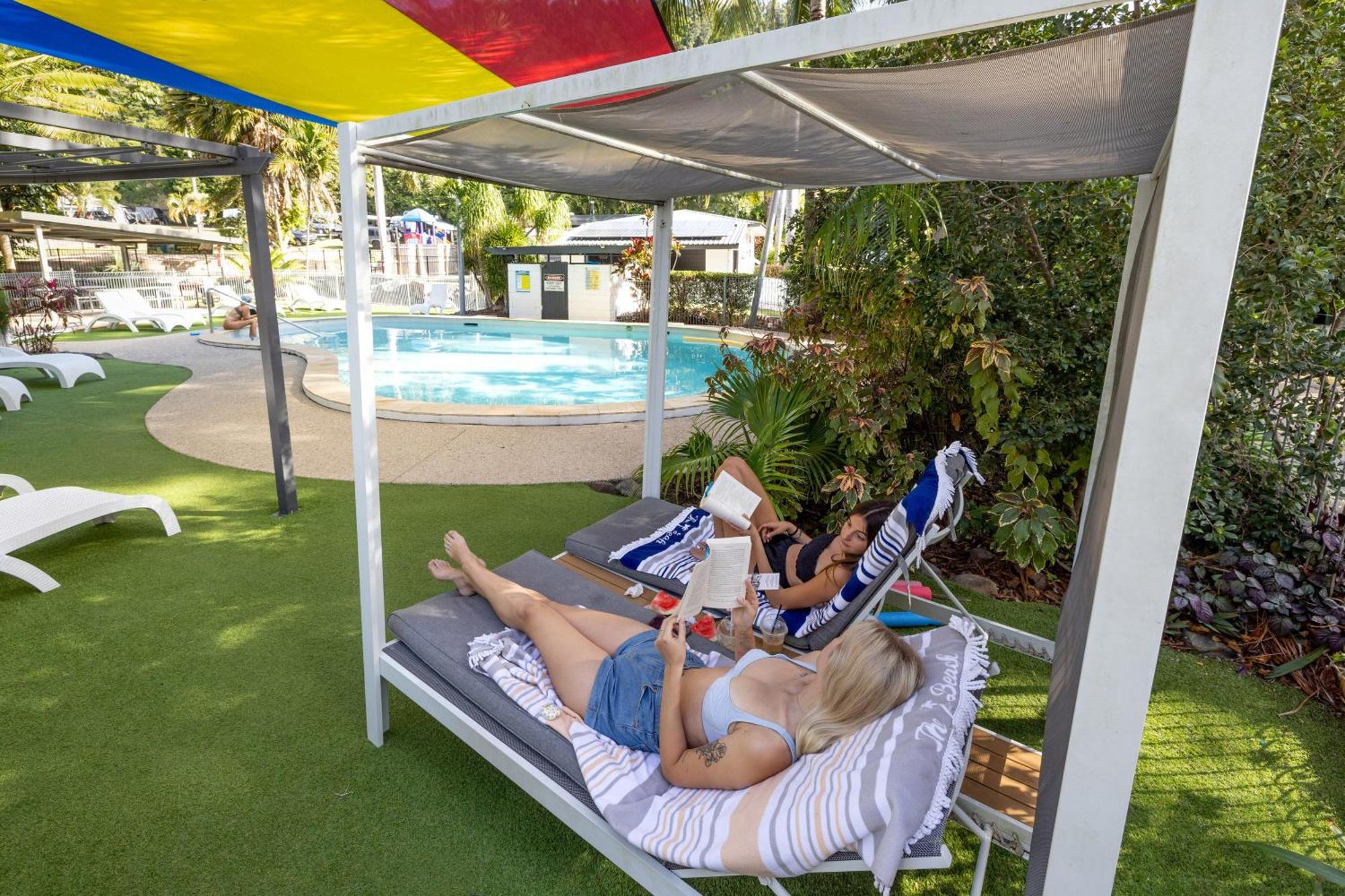 Big4 Whitsundays Tropical Eco Resort Airlie Beach Exteriör bild