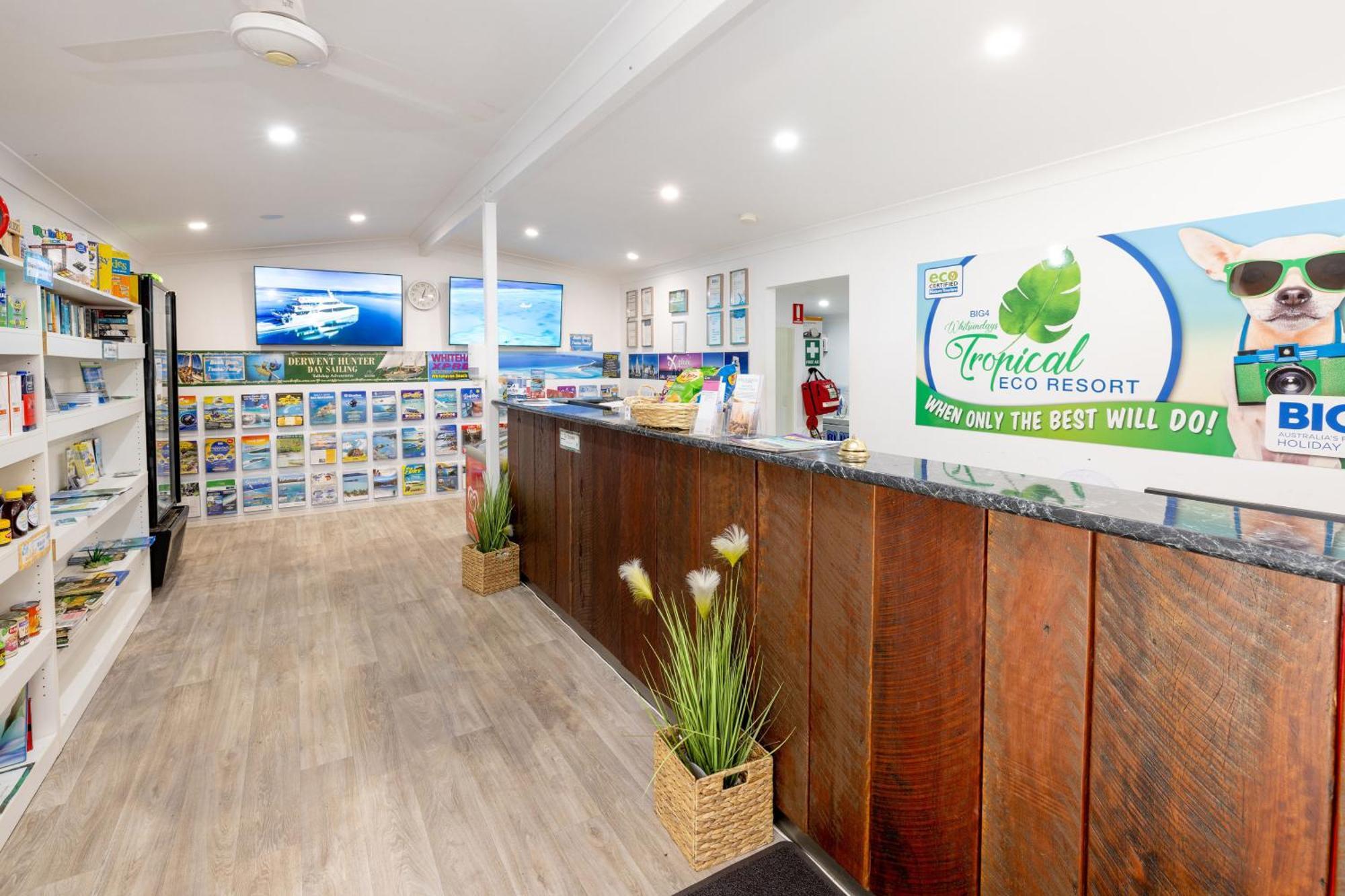 Big4 Whitsundays Tropical Eco Resort Airlie Beach Exteriör bild